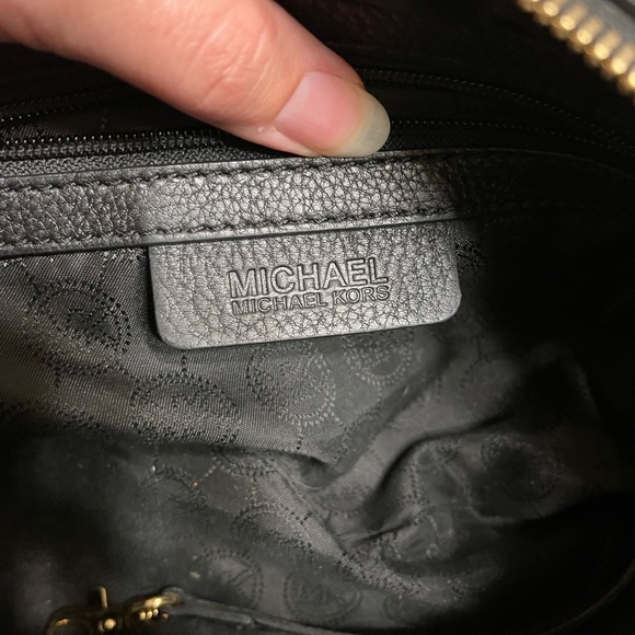 Michael Kors hobo bag - Picture 7 of 9